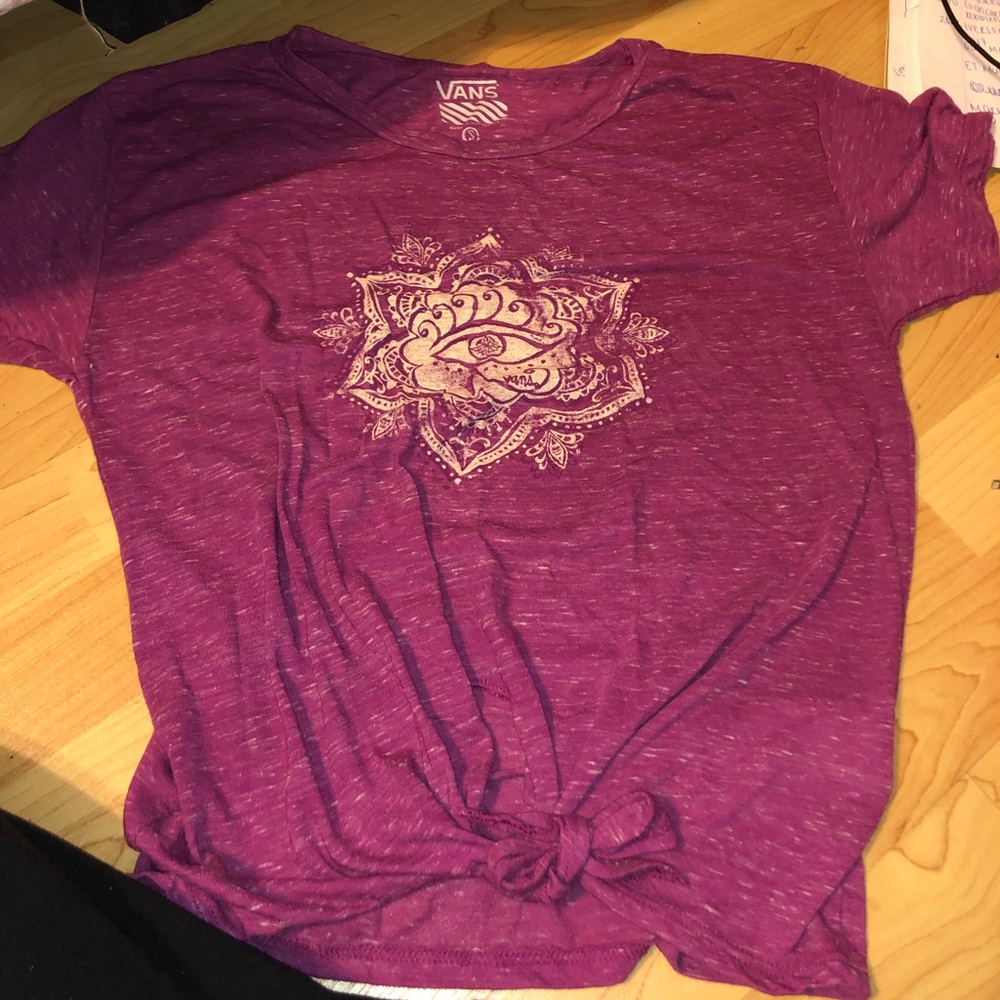 Vans t Shirt with tie